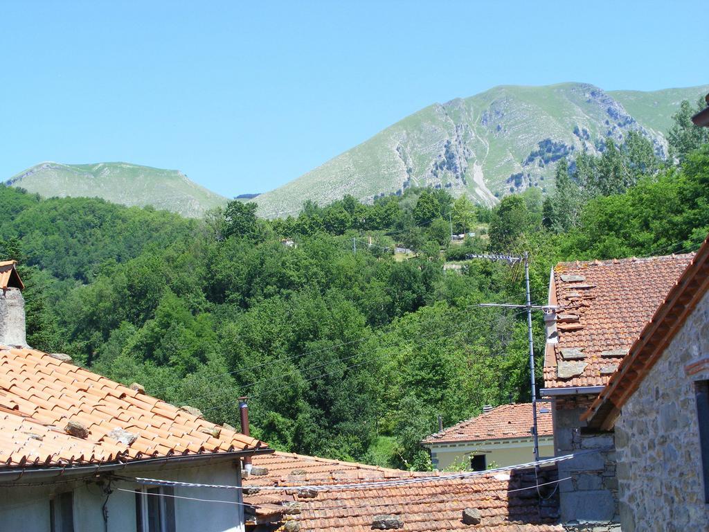 Hotel Casa Marchi Bagni di Lucca Pokój zdjęcie